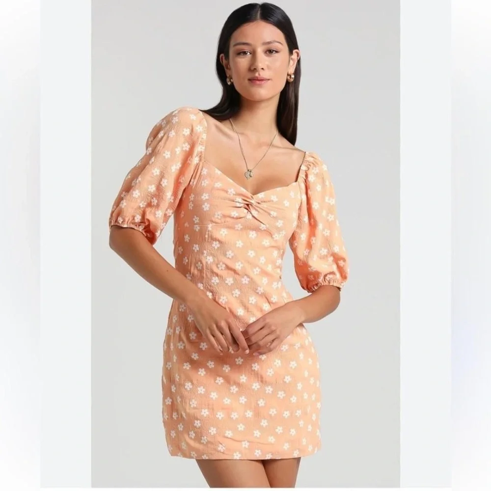 Showpo Peach Creamsicle Floral Twist-Front Puff Sleeve Mini Dress Size 4 - Picture 1 of 8
